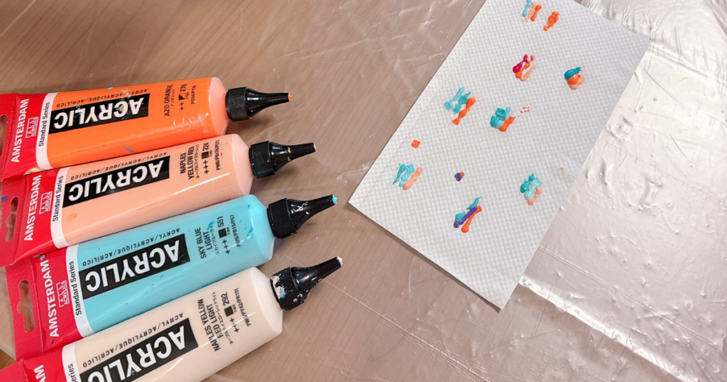 自分だけの海の配色を決めるのも楽しい海レジンアート