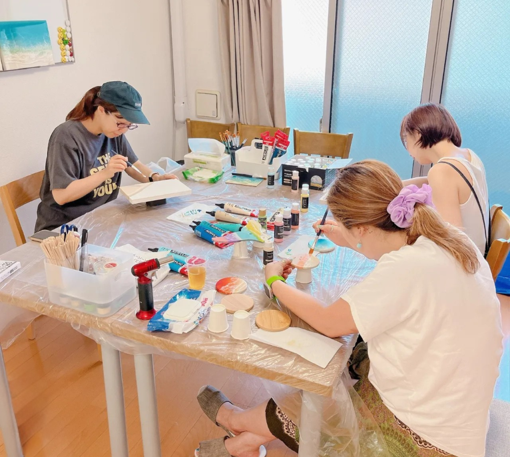 少人数で丁寧なレッスンを行なっています。